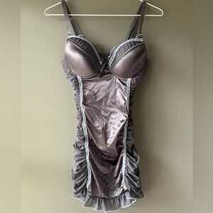 La vie en rose, size small , sexy fitted great bralette fitted bodysuit, lace